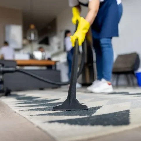 Cleaning an apartment